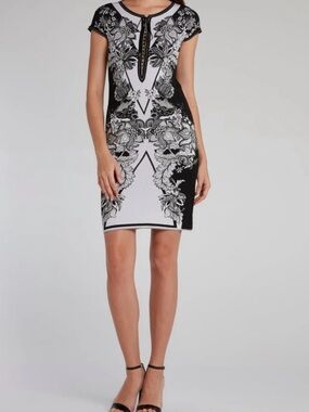 Roberto Cavalli Black White Floral Bodycon Mini Dress Size 4 Luxury Cocktail⁠